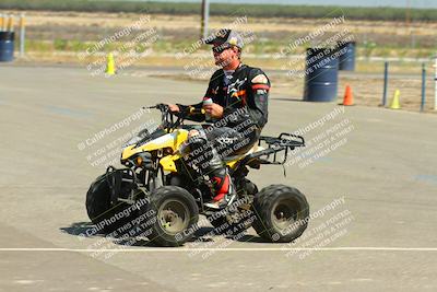 media/Sep-20-2025-TrackDaz (Sat) [[27f0cde673]]/Around the Pits/